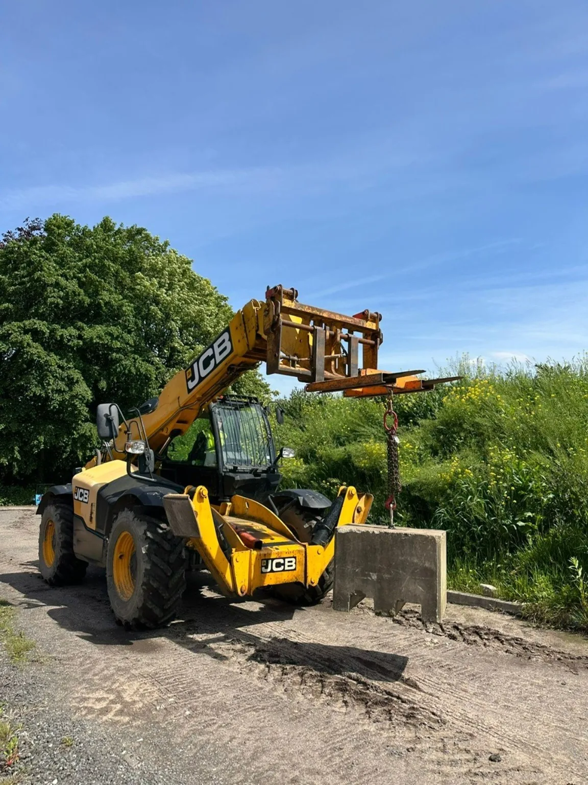 Telescopic Handler Suspended Loads